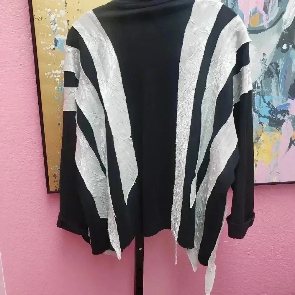 M2 Black and White Ribbon Jacket - Picture 2 of 4